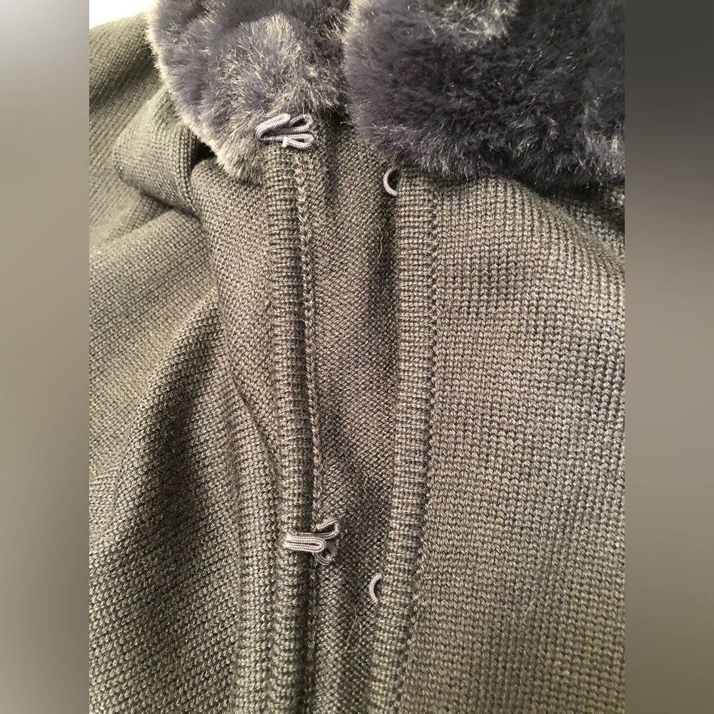 NWT BASLER Cardigan Poncho Cape Navy Blue Knit Faux Fur Size 44 US 12-14 XXL - Picture 6 of 16